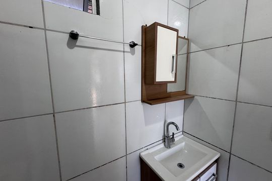 Banheiro de apartamento para alugar com 2 quartos, 65m² em Feitoria, São Leopoldo