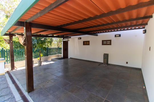 Garagem de casa de condomínio à venda com 4 quartos, 210m² em Maravista, Niterói