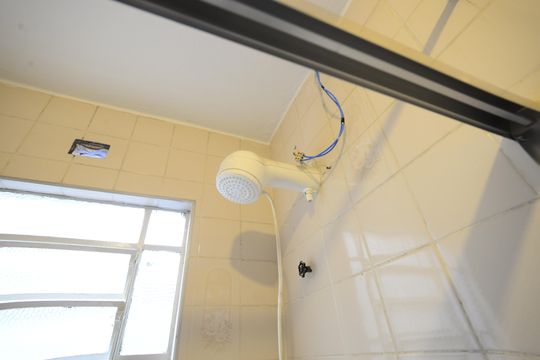 Banheiro Social de casa à venda com 3 quartos, 300m² em Jardim da Glória, São Paulo