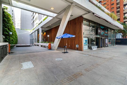 Apartamento à venda com 3 quartos, 137m² em Itaim Bibi, São Paulo
