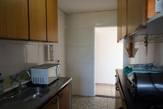 Cozinha de apartamento à venda com 3 quartos, 75m² em Jardim Ubirajara, São Paulo
