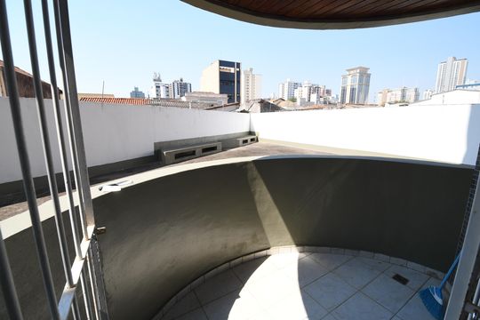 Sacada de apartamento à venda com 1 quarto, 57m² em Conceicao, Campinas