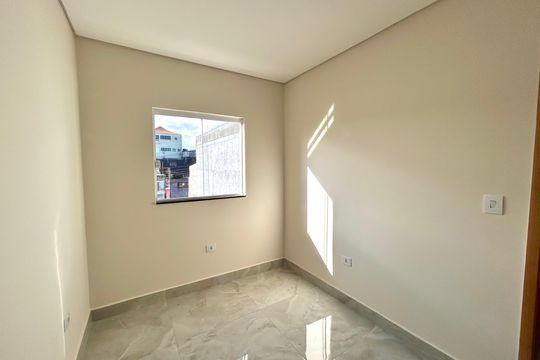 Quarto 1 de casa para alugar com 2 quartos, 60m² em Cidade Jardim Cumbica, Guarulhos