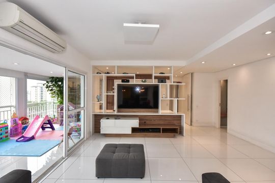 Sala de apartamento à venda com 3 quartos, 200m² em Vila Andrade, São Paulo