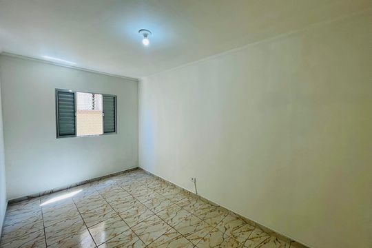 Quarto 1 de apartamento para alugar com 2 quartos, 57m² em Jardim Iporanga, Guarulhos