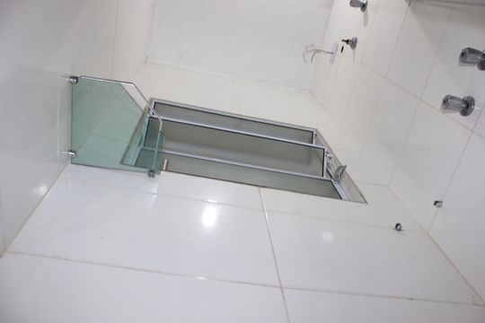 Banheiro de apartamento para alugar com 1 quarto, 39m² em Parque Continental I, Guarulhos
