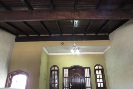 Garagem de casa para alugar com 3 quartos, 300m² em Novo Osasco, Osasco