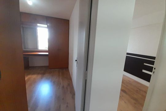 Quarto 2 de apartamento para alugar com 2 quartos, 57m² em Vila Emir, São Paulo