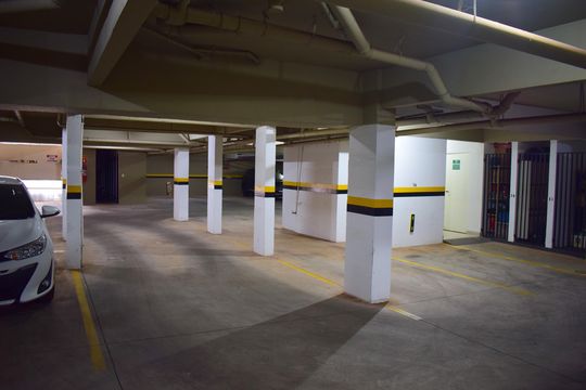 Garagem de apartamento para alugar com 2 quartos, 95m² em Bosque das Juritis, Ribeirão Preto