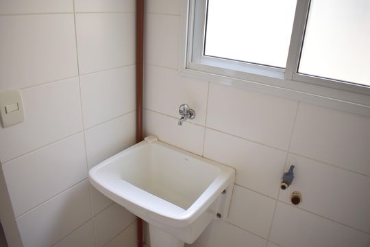 Área de Serviço de apartamento para alugar com 2 quartos, 95m² em Bosque das Juritis, Ribeirão Preto