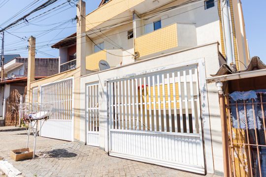 Fachada de apartamento à venda com 2 quartos, 56m² em Jardim Santo Alberto, Santo André