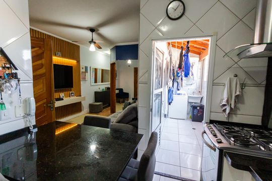 Cozinha de apartamento à venda com 2 quartos, 56m² em Jardim Santo Alberto, Santo André