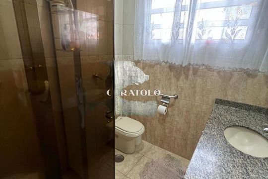 Casa à venda com 5 quartos, 275m² em Vila Jordanopolis, São Bernardo do Campo