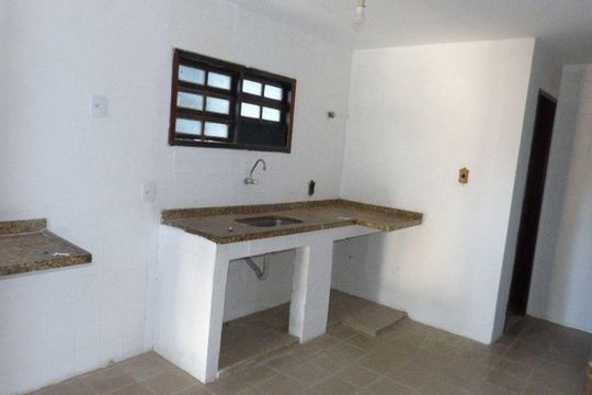 Casa à venda com 3 quartos, 229m² em Maravista, Niterói