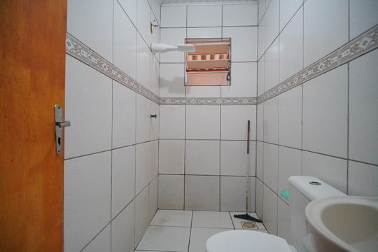 Banheiro 1 de casa à venda com 4 quartos, 100m² em Campina, São Leopoldo