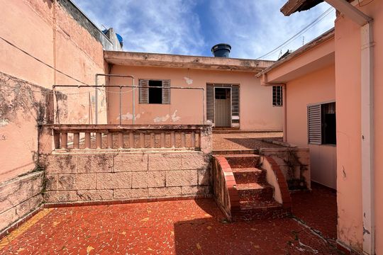 Quintal de casa à venda com 2 quartos, 280m² em Jardim Santo Elias, São Paulo