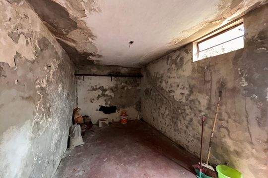 Garagem de casa à venda com 2 quartos, 280m² em Jardim Santo Elias, São Paulo