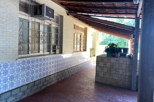 Varanda de casa de condomínio à venda com 4 quartos, 284m² em Centro, Niterói