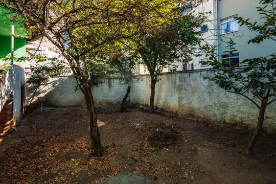 Área comum de casa à venda com 3 quartos, 160m² em Piratininga, Belo Horizonte