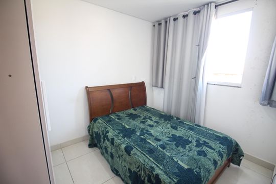 Quarto 2 de apartamento à venda com 3 quartos, 136m² em Santa Helena, Belo Horizonte