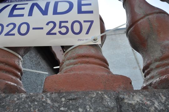 Placa de apartamento à venda com 3 quartos, 54m² em Jardim Julieta, São Paulo
