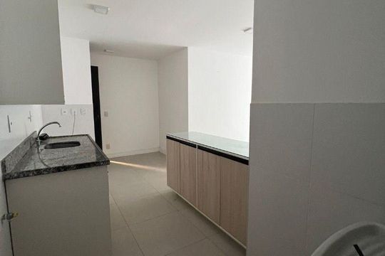 Apartamento à venda com 3 quartos, 75m² em Recreio dos Bandeirantes, Rio de Janeiro