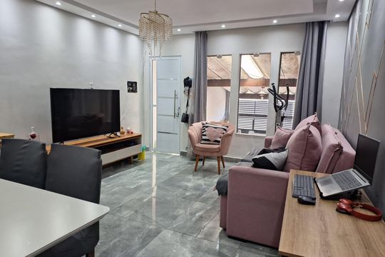 Sala de casa à venda com 3 quartos, 112m² em Jardim Santa Clara, Guarulhos