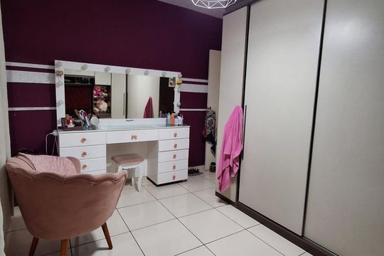 Quarto de casa à venda com 3 quartos, 112m² em Jardim Santa Clara, Guarulhos