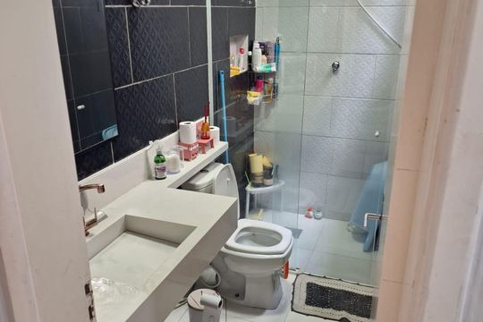 Banheiro de casa à venda com 3 quartos, 112m² em Jardim Santa Clara, Guarulhos