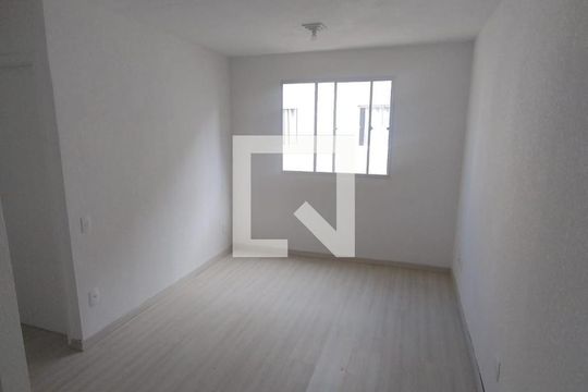 Apartamento para alugar com 2 quartos, 39m² em Jardim Cláudia, São Paulo