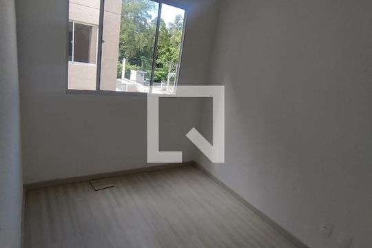 Apartamento para alugar com 2 quartos, 39m² em Jardim Cláudia, São Paulo