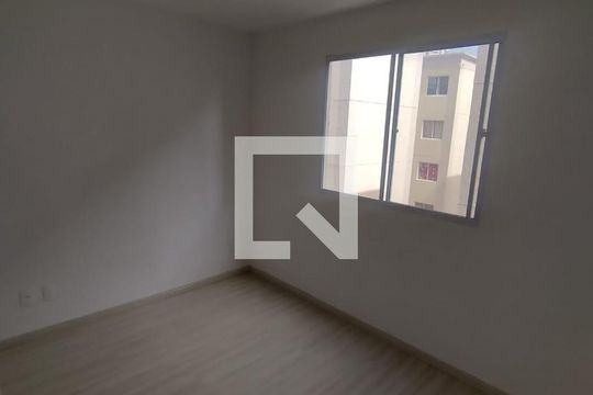 Apartamento para alugar com 2 quartos, 39m² em Jardim Cláudia, São Paulo