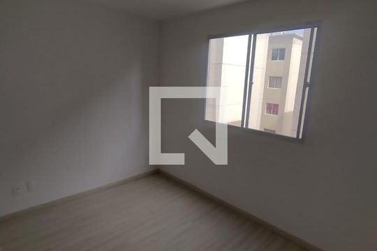 Apartamento para alugar com 2 quartos, 39m² em Jardim Cláudia, São Paulo