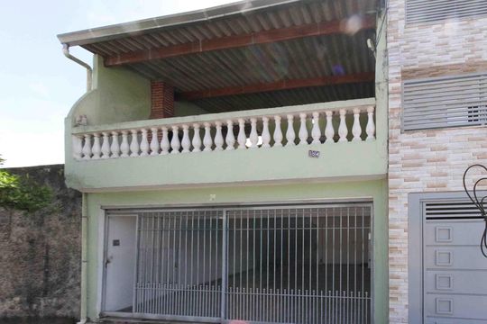 Fachada de casa à venda com 4 quartos, 230m² em Jardim Ângela (Zona Leste), São Paulo