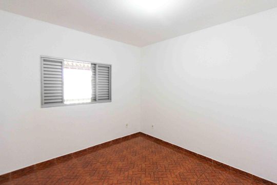 Quarto 1 de casa à venda com 4 quartos, 230m² em Jardim Ângela (Zona Leste), São Paulo