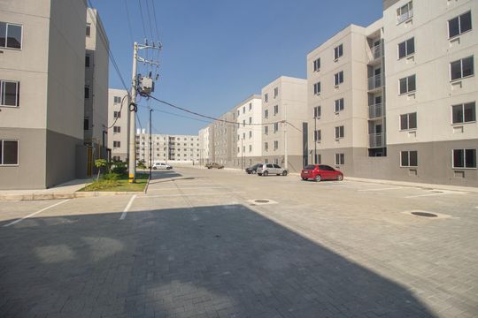 Área comum de apartamento para alugar com 2 quartos, 45m² em Guaratiba, Rio de Janeiro