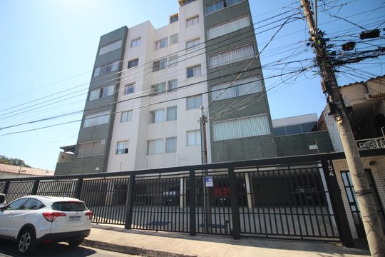 Fachada de apartamento à venda com 2 quartos, 70m² em Riacho das Pedras, Contagem