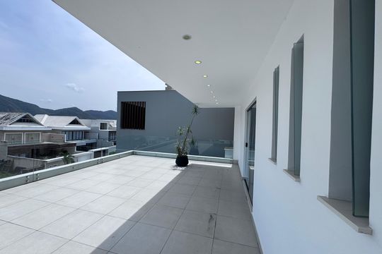 Suíte 1 - Sacada de casa de condomínio à venda com 5 quartos, 407m² em Vargem Grande, Rio de Janeiro