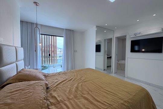 Suíte 2 de casa de condomínio à venda com 5 quartos, 407m² em Vargem Grande, Rio de Janeiro