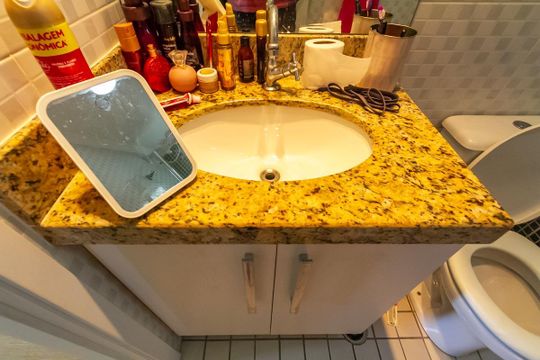 Banheiro Social de apartamento à venda com 2 quartos, 57m² em Paulicéia, São Bernardo do Campo