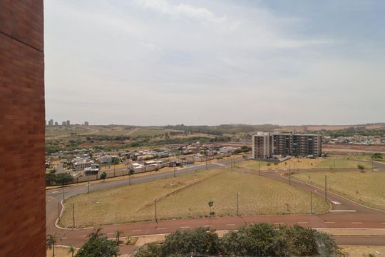 Vista da Suíte de apartamento para alugar com 2 quartos, 70m² em Quintas de São José, Ribeirão Preto