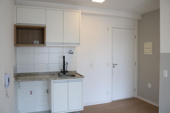 Cozinha  de apartamento à venda com 1 quarto, 28m² em Água Branca, São Paulo