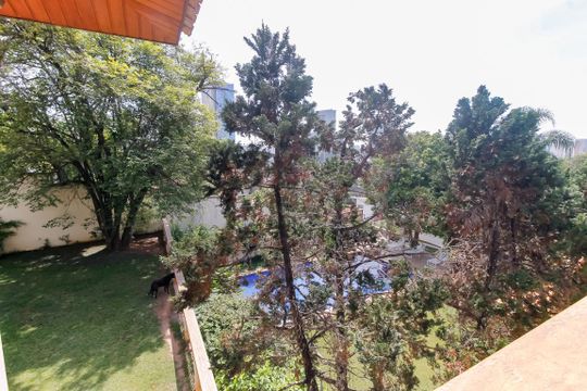 Vista - Suíte 5 de casa para alugar com 7 quartos, 1000m² em Vila Tramontano, São Paulo