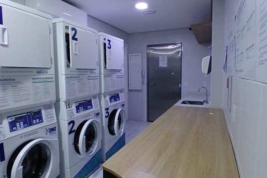 Área comum de kitnet/studio para alugar com 1 quarto, 29m² em Indianópolis, São Paulo