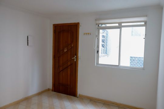 Apartamento à venda com 2 quartos, 42m² em Padroeira, Osasco