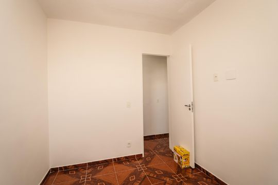 Quarto1 de apartamento à venda com 2 quartos, 42m² em Vila Pirajussara, São Paulo