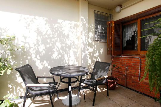 Varanda de casa à venda com 3 quartos, 350m² em Partenon, Porto Alegre