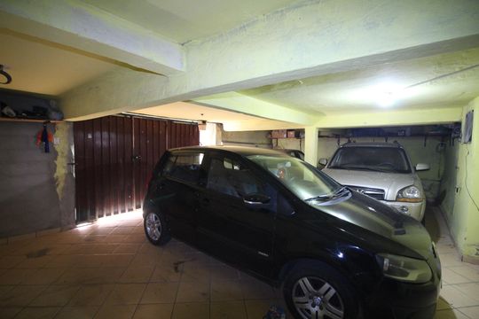 Garagem de casa à venda com 4 quartos, 511m² em Lindéia, Contagem