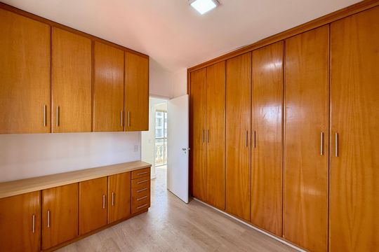 Quarto de apartamento para alugar com 1 quarto, 48m² em Vila Congonhas, São Paulo