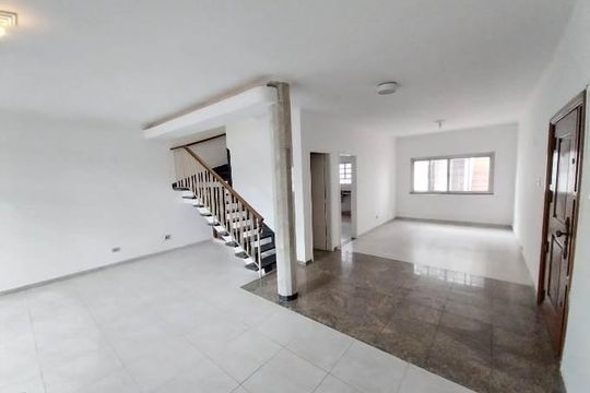 Casa à venda com 3 quartos, 190m² em Vila Congonhas, São Paulo